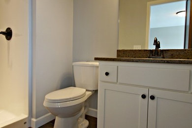 Inspiration for a craftsman bathroom remodel in Minneapolis