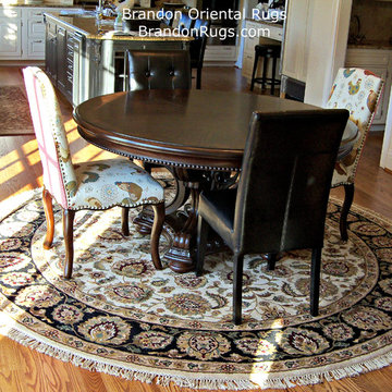 Hand-knotted Breakfast Area Rug Completes Kitchen of New Hope Home