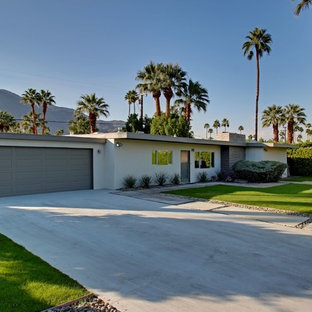 75 Beautiful Mid-Century Modern White Exterior Home Pictures & Ideas ...