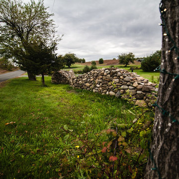 Sculptural Stone Fence and Moongate