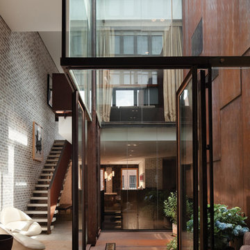 Inverted Warehouse/Townhouse