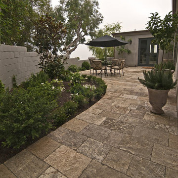 Stone Floor – Antique, Reclaimed Limestone ‘Barre Montpelier’ pavers