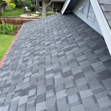 Moire Black, Pinyon Court, Windsor