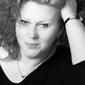 Debra Ward's photo