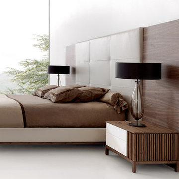 Essentials bed