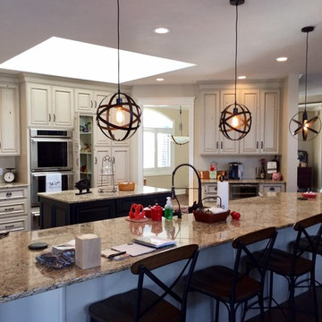 Beautiful Vintage Artistry Kitchen
