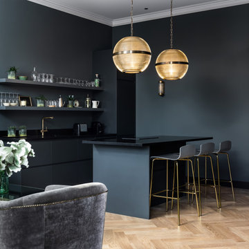 Notting Hill, Thornbury Court