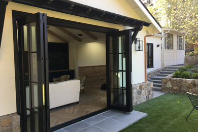 Home office - traditional home office idea in San Francisco