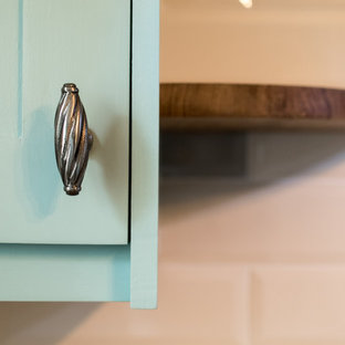 Dix blue shaker kitchen