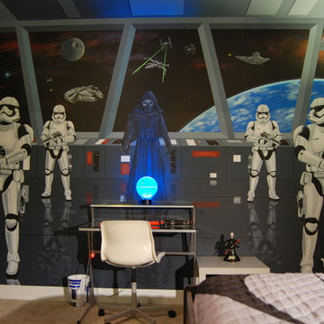 Star Wars: The Force Awakens Murals in a bedroom by Tom Taylor of Mural Art LLC