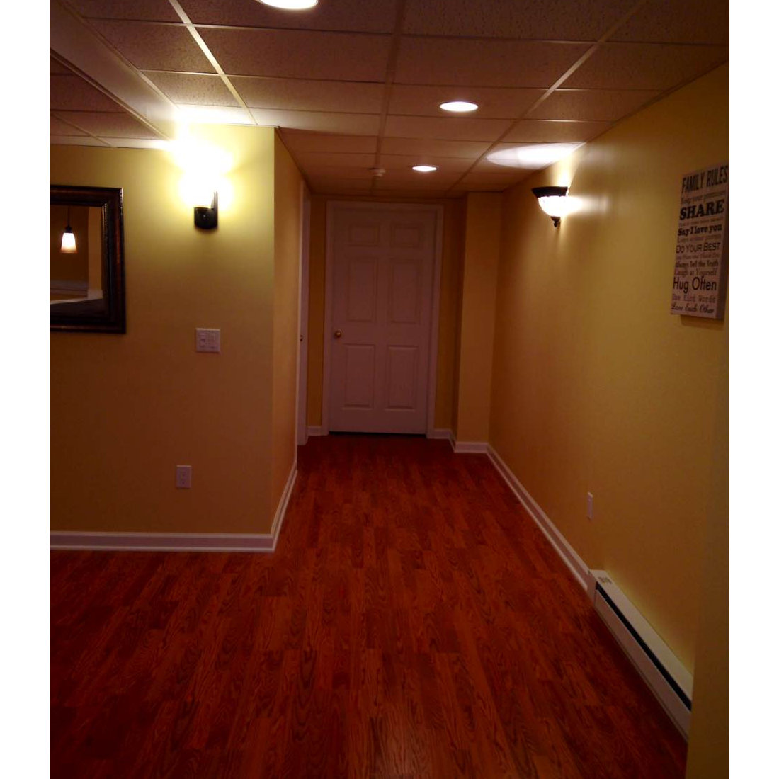 Colonie Basement