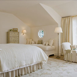 Agent for Benjamin Moore Paints in Oman!! - Paint And Wall Covering Supplies