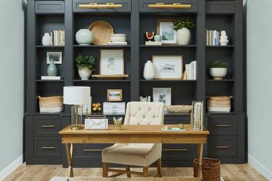 Inspiration for a contemporary home office.