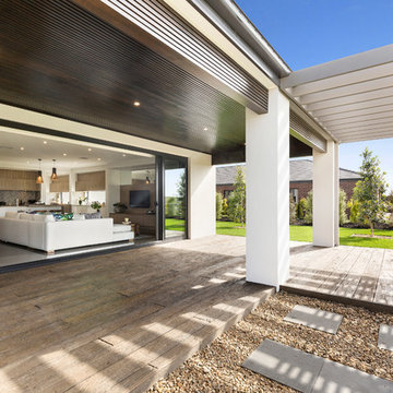 Display Home: Botanica 32