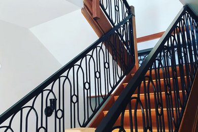Arts and crafts staircase photo in Seattle