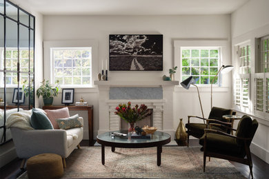 Example of a living room design in Los Angeles