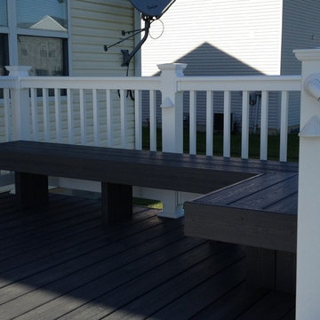 Franklin, OH elegant deck and pergola combination