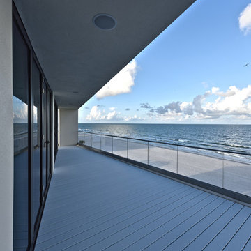 Contemporary Beach House Treasure Island