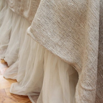 COUTURE DREAMS WHISPER IVORY BED SKIRT