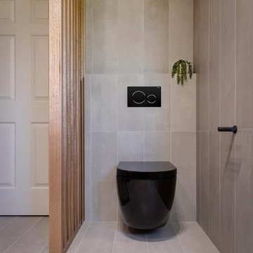 Balwyn - Maiin bathroom warmed by timber