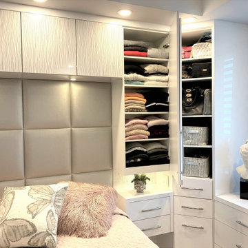 BEDROOM WITH MAXIMUM STORAGE
