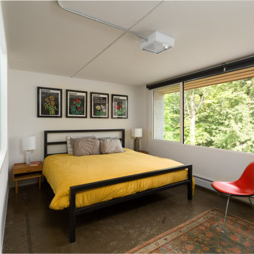 'Brutalist' Inspired Mountain Condo
