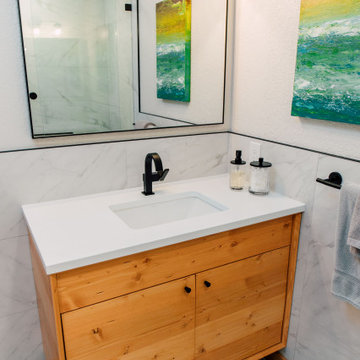 Mid Century Black and White Bath