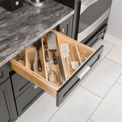 Organizing Features: Utensil organizer - Kitchen Drawer Organizers