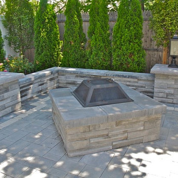 Firepits & Fireplaces