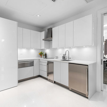 "BEST MODERN DESIGN", Royal Palm Yacht & CC