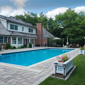 Lake Forest Pool