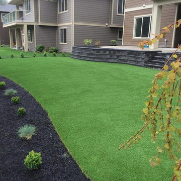 Backyard Landscapes with Artificial Grass