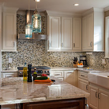 Karuna Backsplash