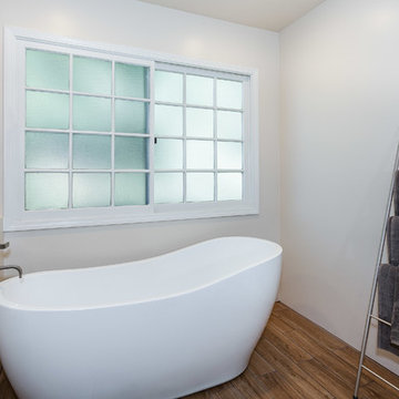 Modern Luxury Master Bath