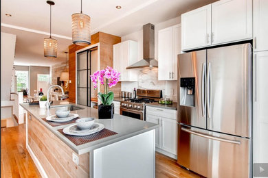 Kitchen - traditional kitchen idea in Baltimore