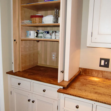 West Virginia Basic White Kitchen
