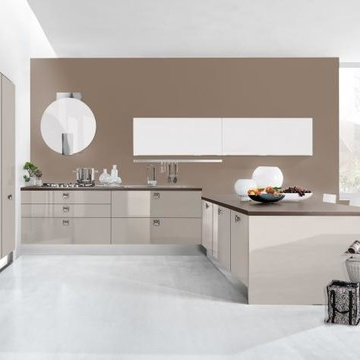 Modern Italian Custom Made Kitchens by LUBE
