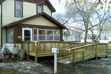Traditional exterior home idea in Omaha
