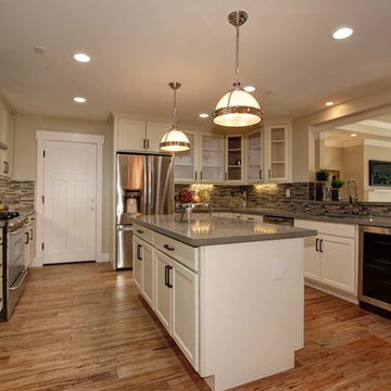 Contemporary Kitchen