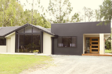 Inspiration for a contemporary exterior in Gold Coast - Tweed.
