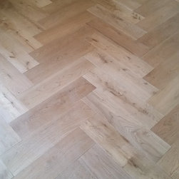 Oversize engineered smoked oak parquet - Products