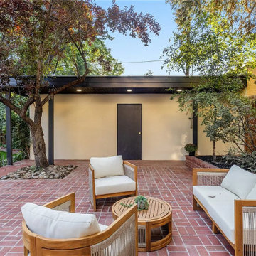 A seamless blend of outdoor beauty and modern living.