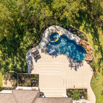 Beautiful Rustic Pool in Indian Lakes