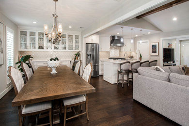 Inspiration for a transitional home design remodel in Dallas