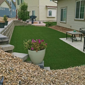 Artificial Grass with a Retaining Wall