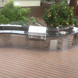 Building a Functional Outdoor Kitchen - Outdoor Kitchen Appliances
