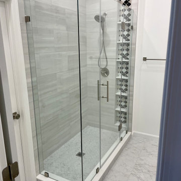 Alexandria - Corner Shower (60" Standard)