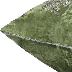 PRODUCTS | Pillows & Throws - Holiday Accents And Figurines