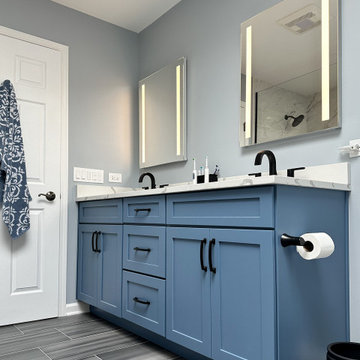 Tower Lakes Master Suite