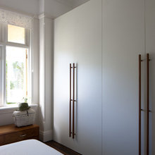 for cottage cabinets pulls